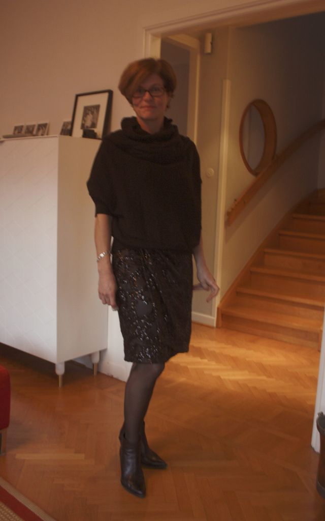 Glittery skirt 2 Dec 2014